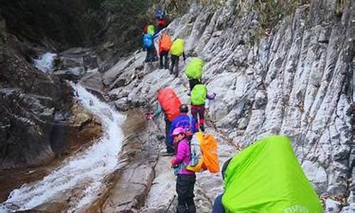 跋山涉水是什么意思解释_跋山涉水是什么意思解释一下